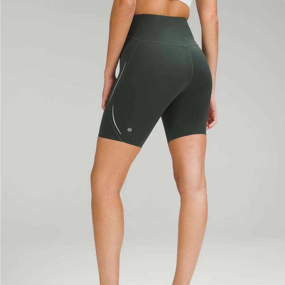 Lululemon Base Pace High-Rise Reflective Short 8" Smoked Spruce Green 6